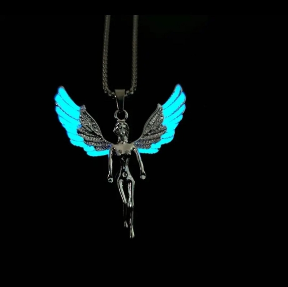 Angel Wings Goddess Guardian Necklace - Picture 2 of 4